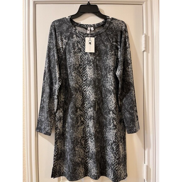 Cable & Gauge womens Short Mini Sheath Dress size Medium Gray Snakeskin Knit $68 - Picture 2 of 5